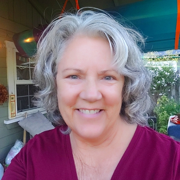 Meet your Posher, Donna - Picture 1 of 1